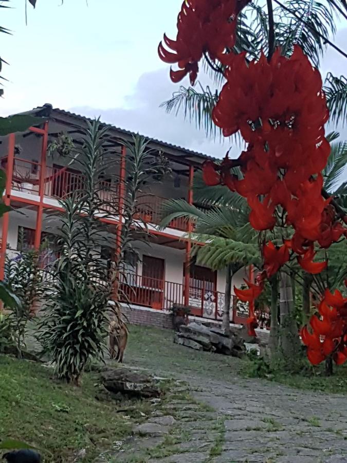 Finca Jardin Del Agua Sasaima Exteriör bild