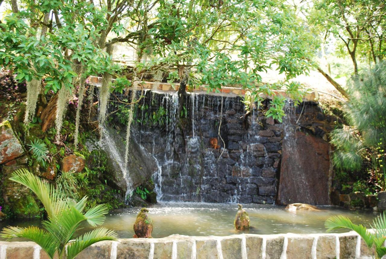 Finca Jardin Del Agua Sasaima Exteriör bild